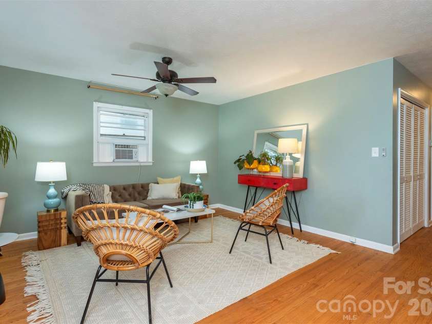 732 Fairview Road, Asheville, NC 28803.  MLS# CAR4407474, YatesRealty ID 41340. 