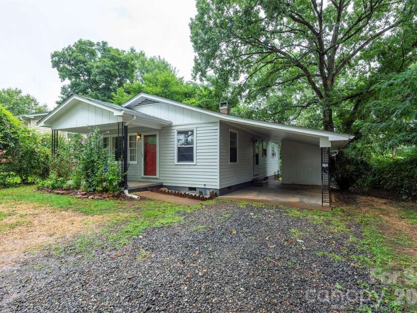 732 Fairview Road, Asheville, NC 28803.  MLS# CAR4407474, YatesRealty ID 41340. 
