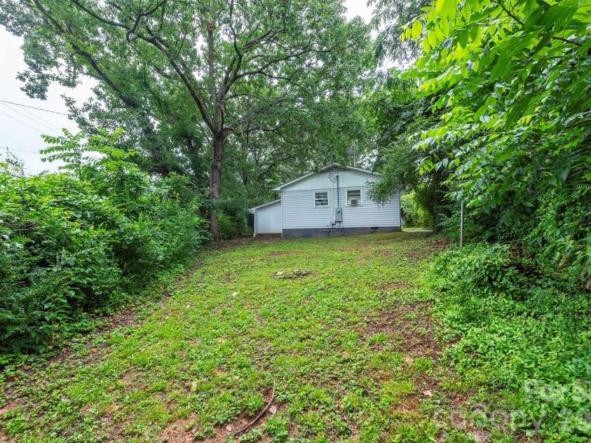 732 Fairview Road, Asheville, NC 28803.  MLS# CAR4407474, YatesRealty ID 41340. 