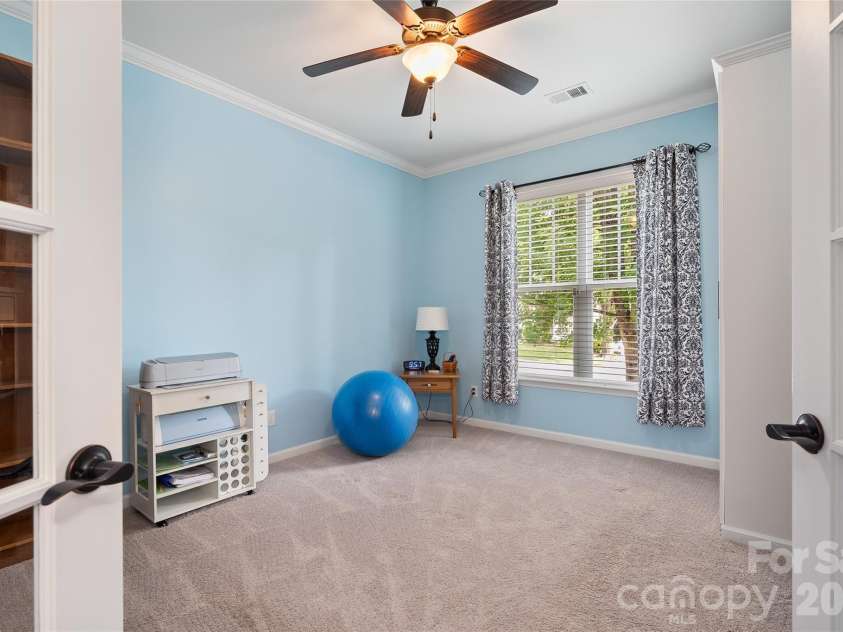 64 Eagle Pointe Way, Flat Rock, NC 28731.  MLS# CAR4408139, YatesRealty ID 41341. 