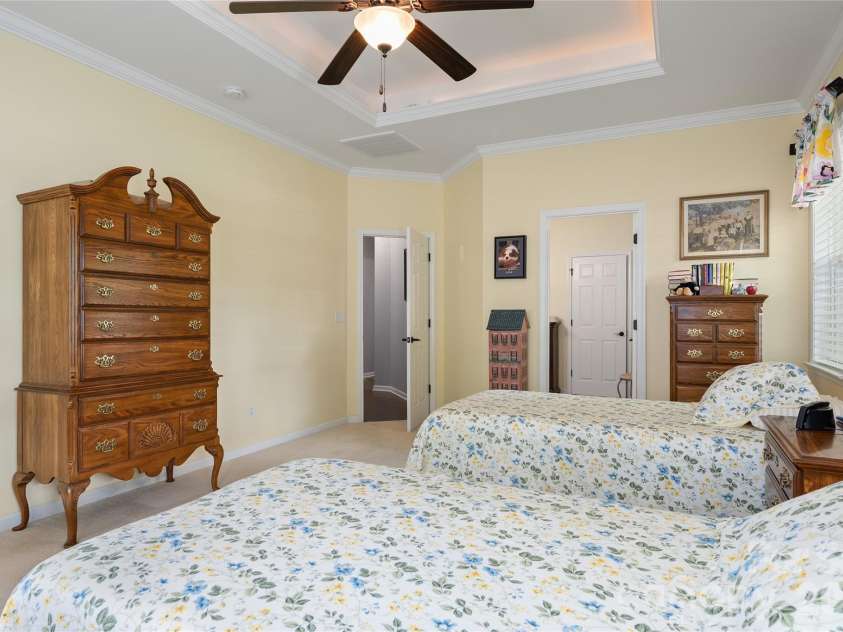64 Eagle Pointe Way, Flat Rock, NC 28731.  MLS# CAR4408139, YatesRealty ID 41341. 