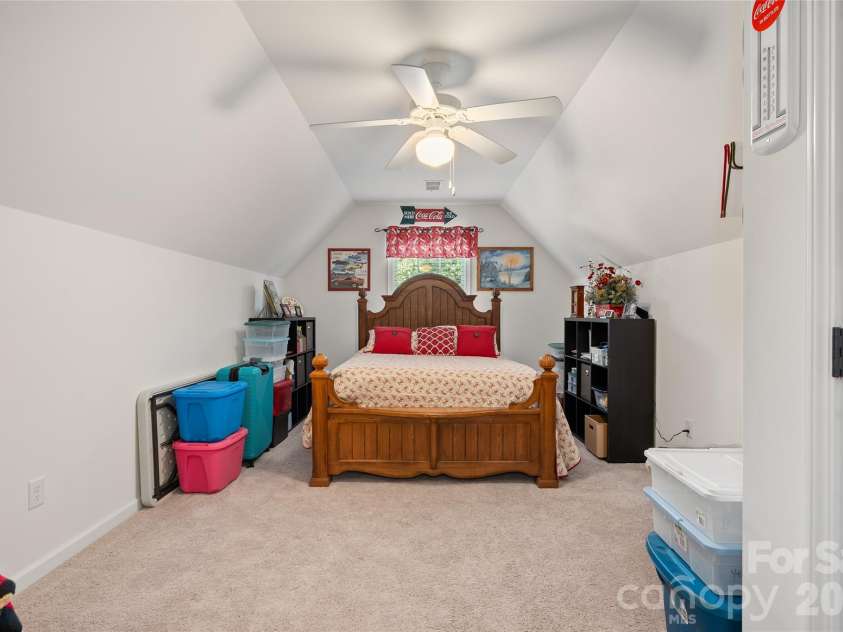 64 Eagle Pointe Way, Flat Rock, NC 28731.  MLS# CAR4408139, YatesRealty ID 41341. 