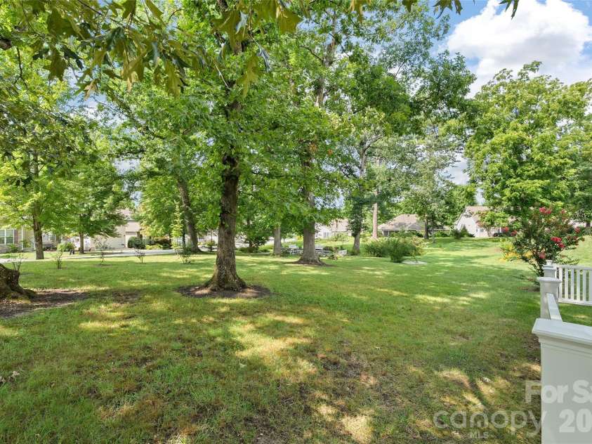 64 Eagle Pointe Way, Flat Rock, NC 28731.  MLS# CAR4408139, YatesRealty ID 41341. 
