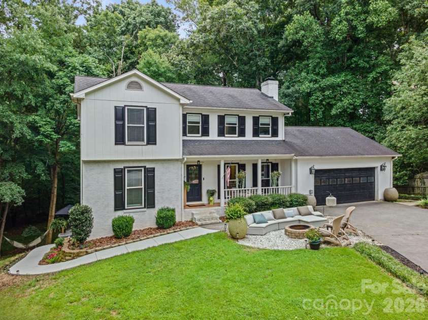 1450 Old Coach Road, Kernersville, NC 27284.  MLS# CAR4408198, YatesRealty ID 41342. 