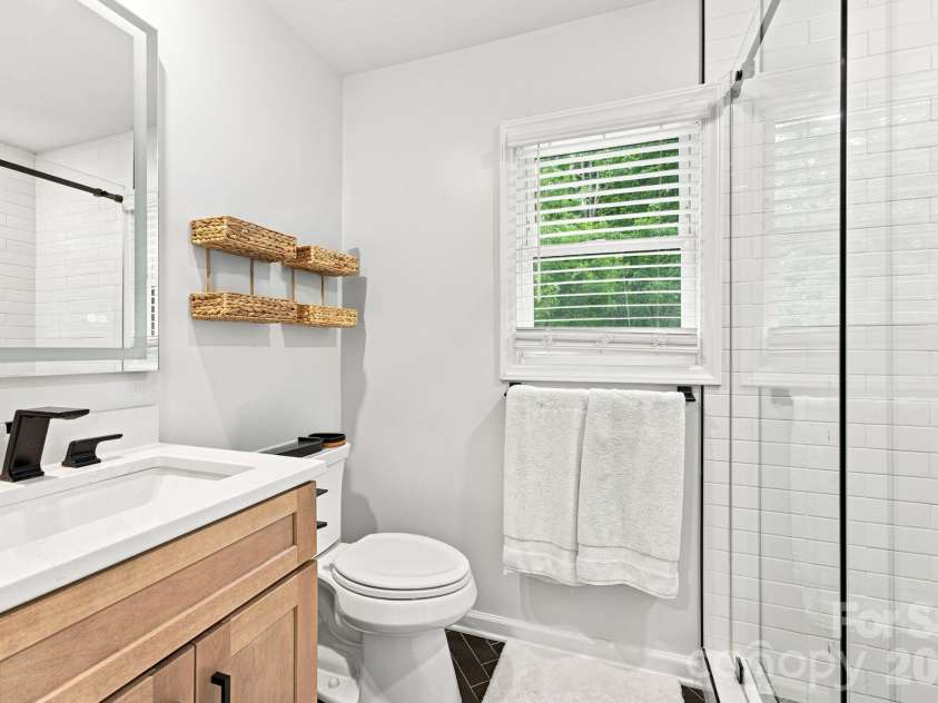 1450 Old Coach Road, Kernersville, NC 27284.  MLS# CAR4408198, YatesRealty ID 41342. 