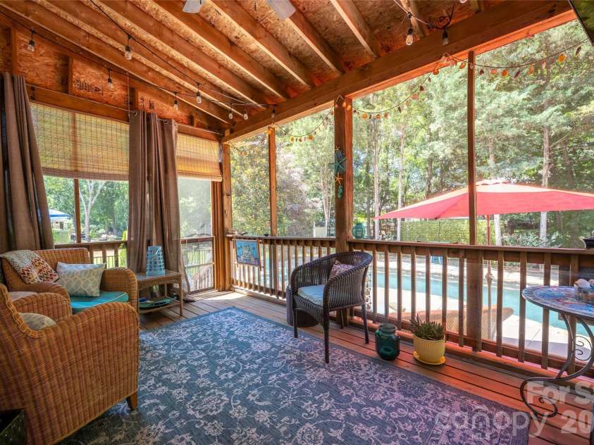 211 Alnwick Lane, Waxhaw, NC 28173.  MLS# CAR4394818, YatesRealty ID 41344. 