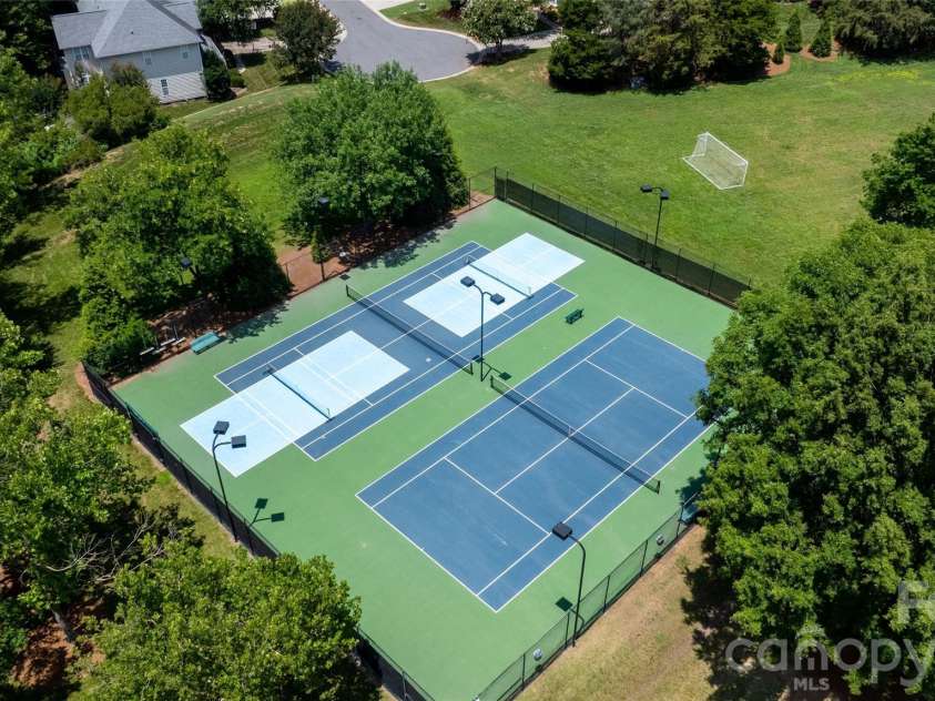 211 Alnwick Lane, Waxhaw, NC 28173.  MLS# CAR4394818, YatesRealty ID 41344. 