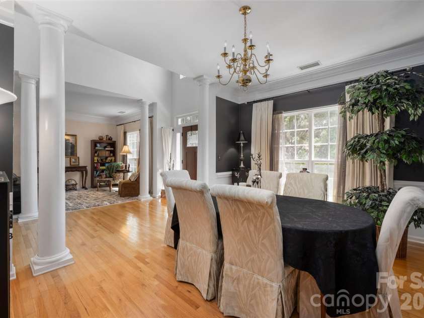 211 Alnwick Lane, Waxhaw, NC 28173.  MLS# CAR4394818, YatesRealty ID 41344. 