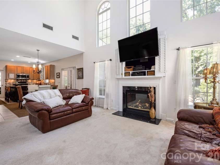 211 Alnwick Lane, Waxhaw, NC 28173.  MLS# CAR4394818, YatesRealty ID 41344. 