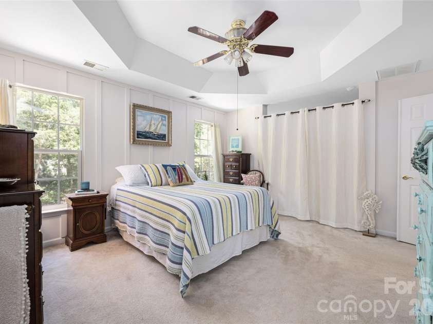 211 Alnwick Lane, Waxhaw, NC 28173.  MLS# CAR4394818, YatesRealty ID 41344. 