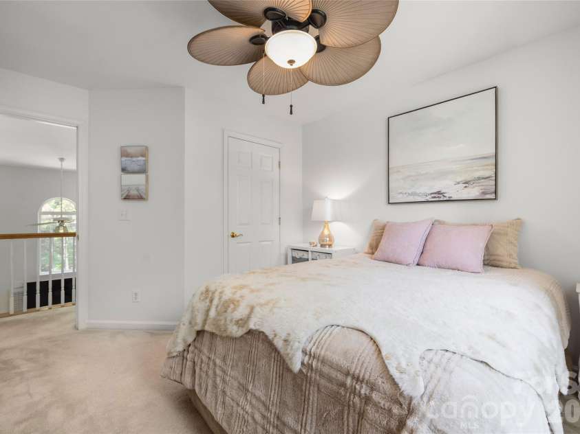 211 Alnwick Lane, Waxhaw, NC 28173.  MLS# CAR4394818, YatesRealty ID 41344. 