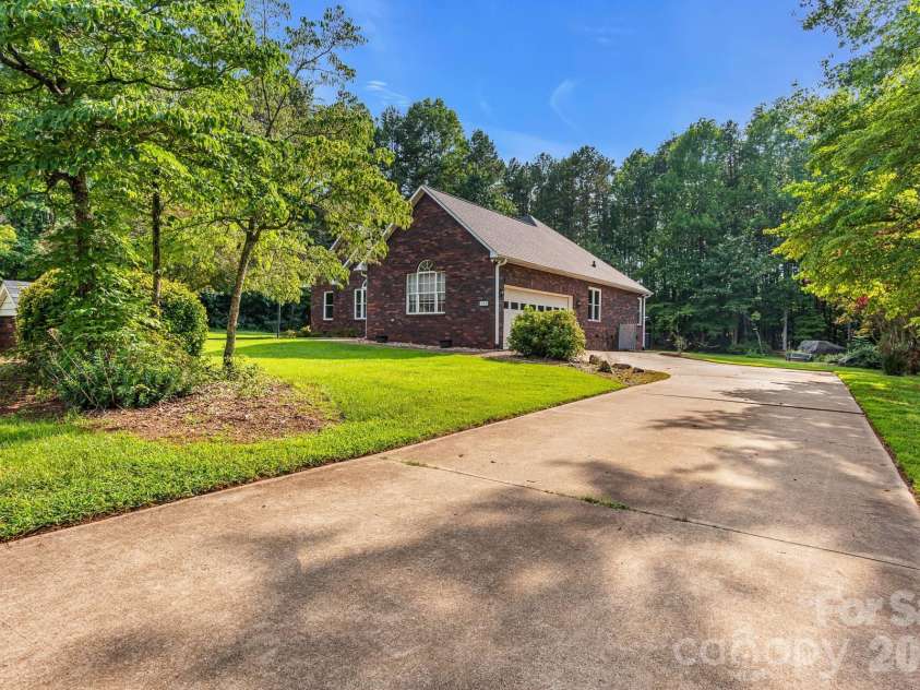 385 Peaceful Lane, China Grove, NC 28023.  MLS# CAR4410261, YatesRealty ID 41345. 