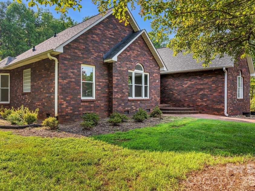 385 Peaceful Lane, China Grove, NC 28023.  MLS# CAR4410261, YatesRealty ID 41345. 
