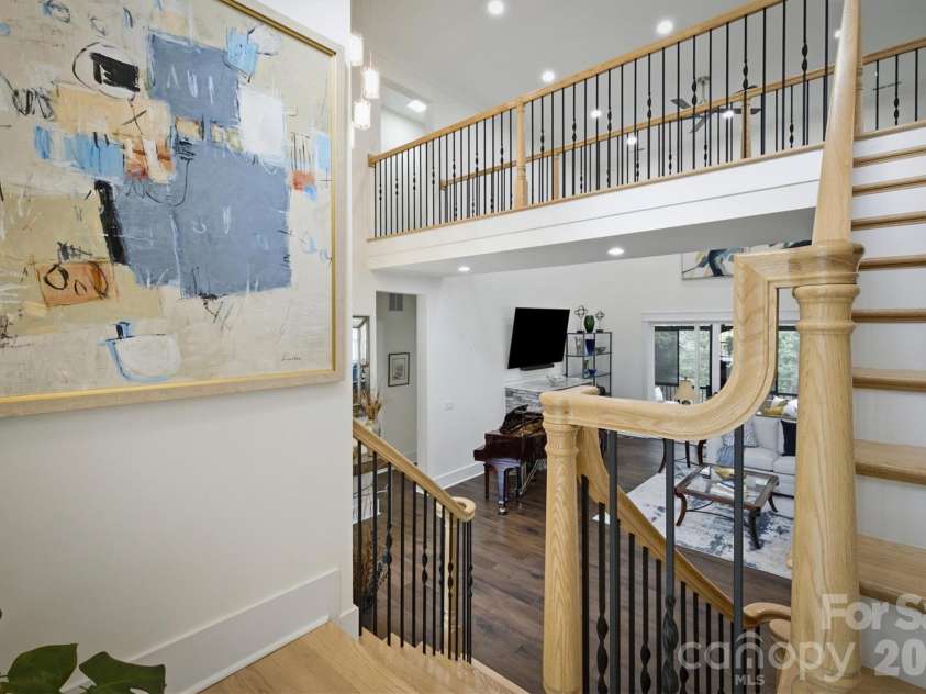 4820 Glen Hollow Lane, Hickory, NC 28601.  MLS# CAR4406344, YatesRealty ID 41347. 