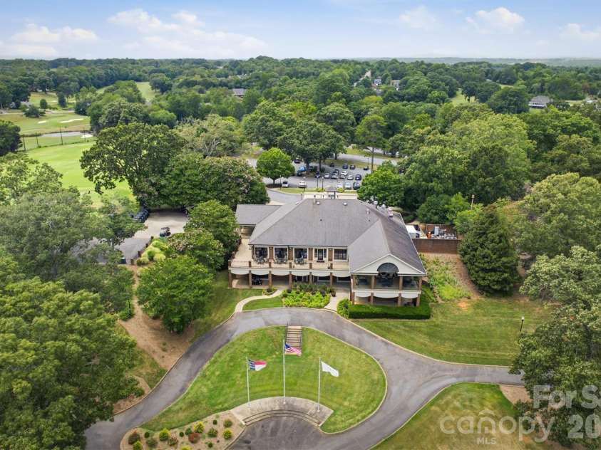 4820 Glen Hollow Lane, Hickory, NC 28601.  MLS# CAR4406344, YatesRealty ID 41347. Club House (Optional)