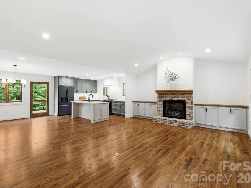 316 Big Raven Lane, Saluda, NC 28773.  MLS# CAR4374853, YatesRealty ID 41348. 