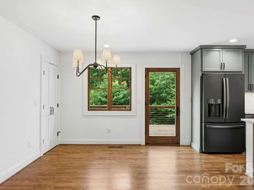 316 Big Raven Lane, Saluda, NC 28773.  MLS# CAR4374853, YatesRealty ID 41348. Dining Room
