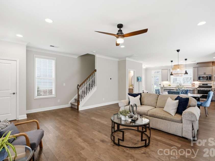 9406 Kings Parade Boulevard, Charlotte, NC 28273.  MLS# CAR4410774, YatesRealty ID 41349. 