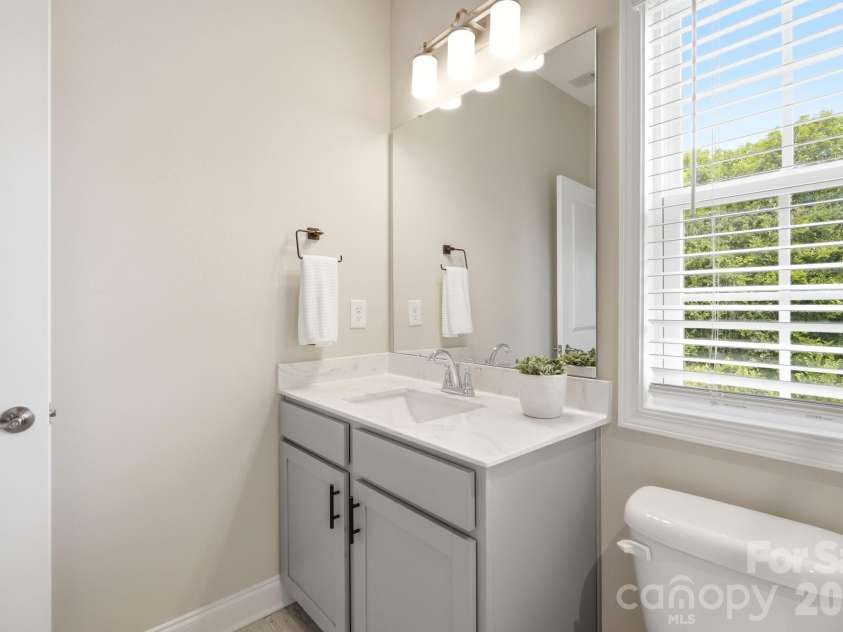 9406 Kings Parade Boulevard, Charlotte, NC 28273.  MLS# CAR4410774, YatesRealty ID 41349. 