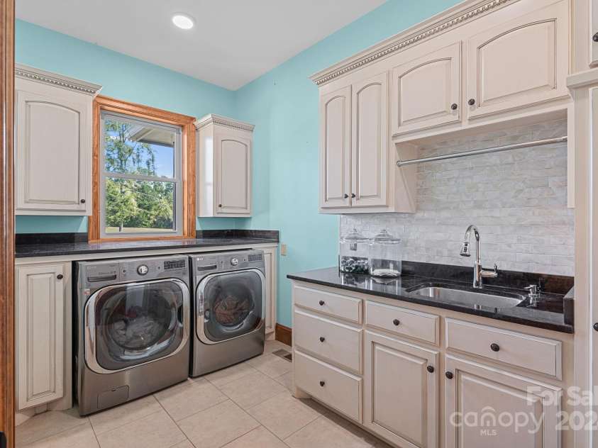 5510 Hoodtown Road, Sharon, SC 29742.  MLS# CAR4182938, YatesRealty ID 4135. 