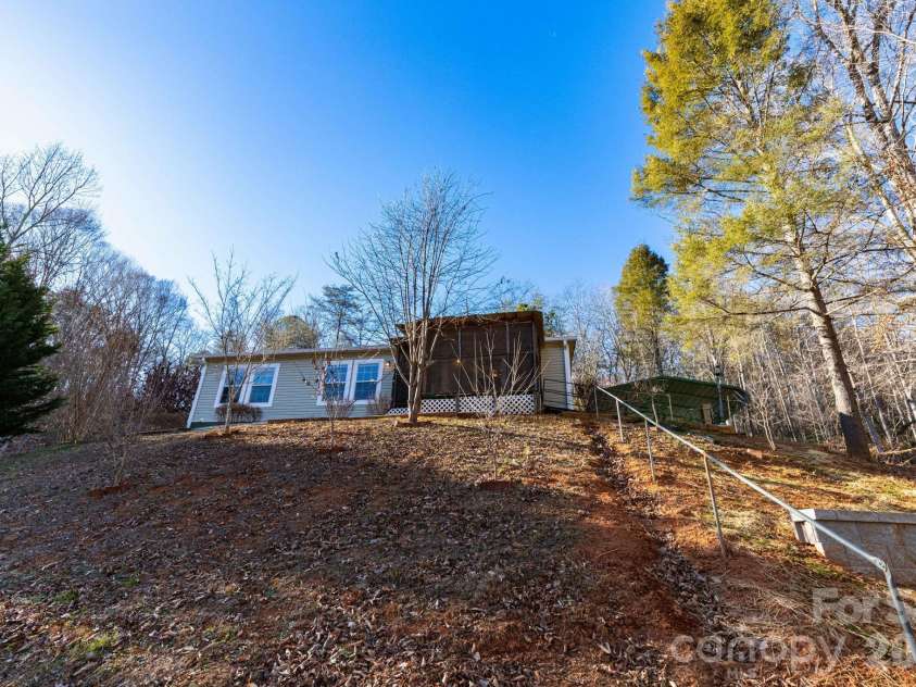87 Hickory Nut Trace, Old Fort, NC 28762.  MLS# CAR4335774, YatesRealty ID 4135. 