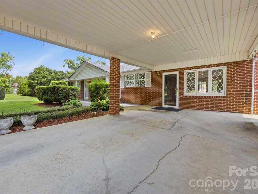 4110 Kendell Place, Hudson, NC 28638.  MLS# CAR4406515, YatesRealty ID 41352. 