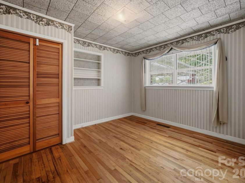 4110 Kendell Place, Hudson, NC 28638.  MLS# CAR4406515, YatesRealty ID 41352. 