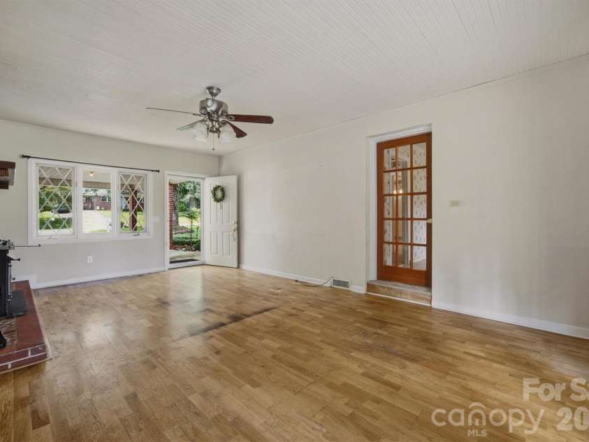 4110 Kendell Place, Hudson, NC 28638.  MLS# CAR4406515, YatesRealty ID 41352. 
