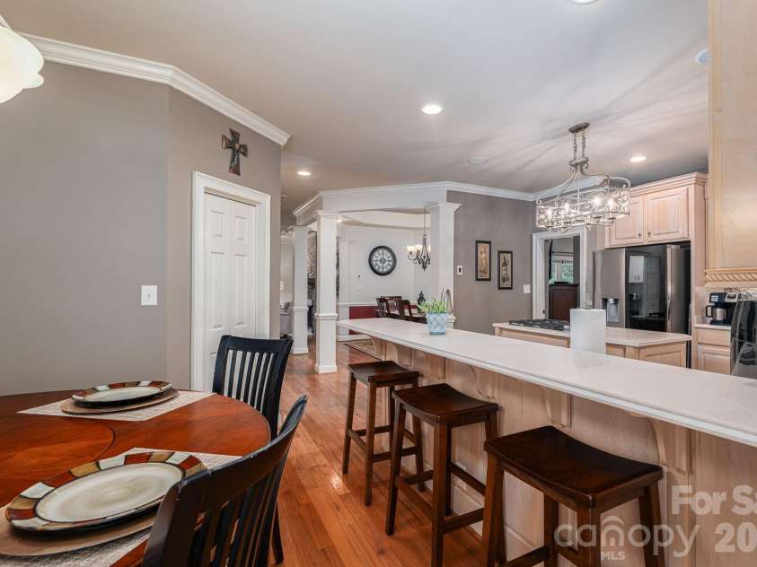 725 Hanna Woods Drive, Cramerton, NC 28032.  MLS# CAR4407997, YatesRealty ID 41355. 