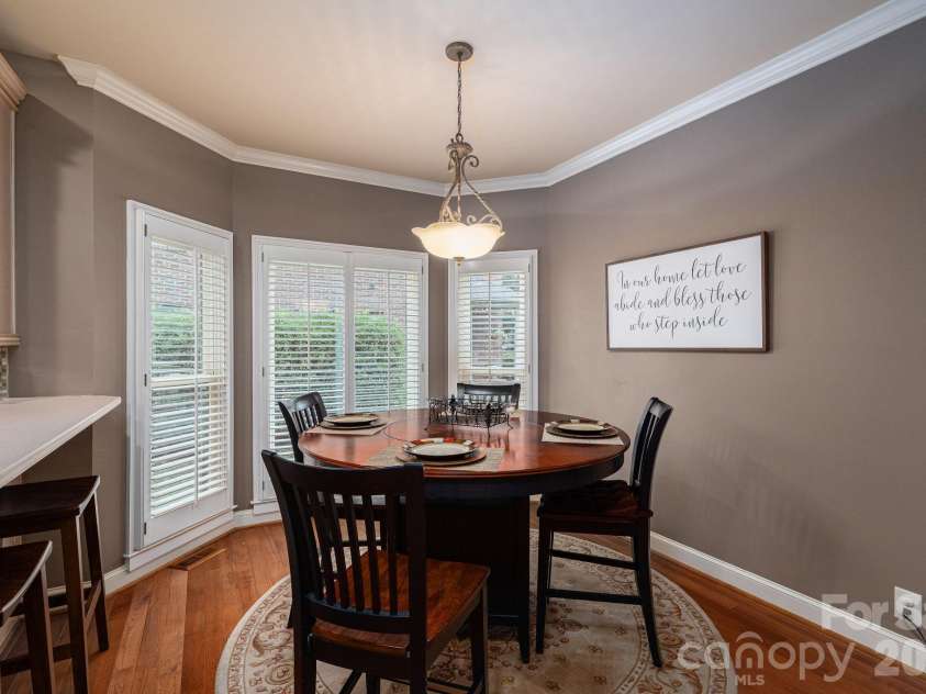 725 Hanna Woods Drive, Cramerton, NC 28032.  MLS# CAR4407997, YatesRealty ID 41355. 