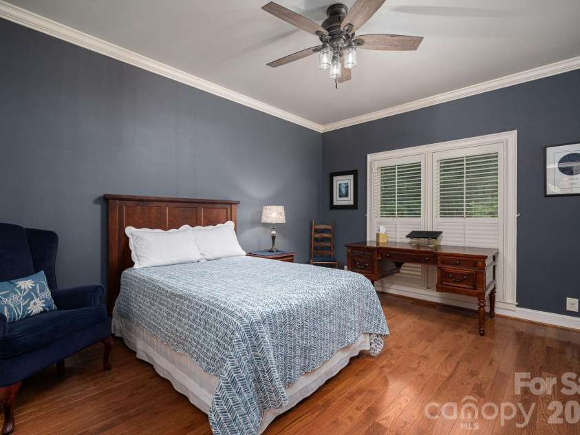 725 Hanna Woods Drive, Cramerton, NC 28032.  MLS# CAR4407997, YatesRealty ID 41355. 