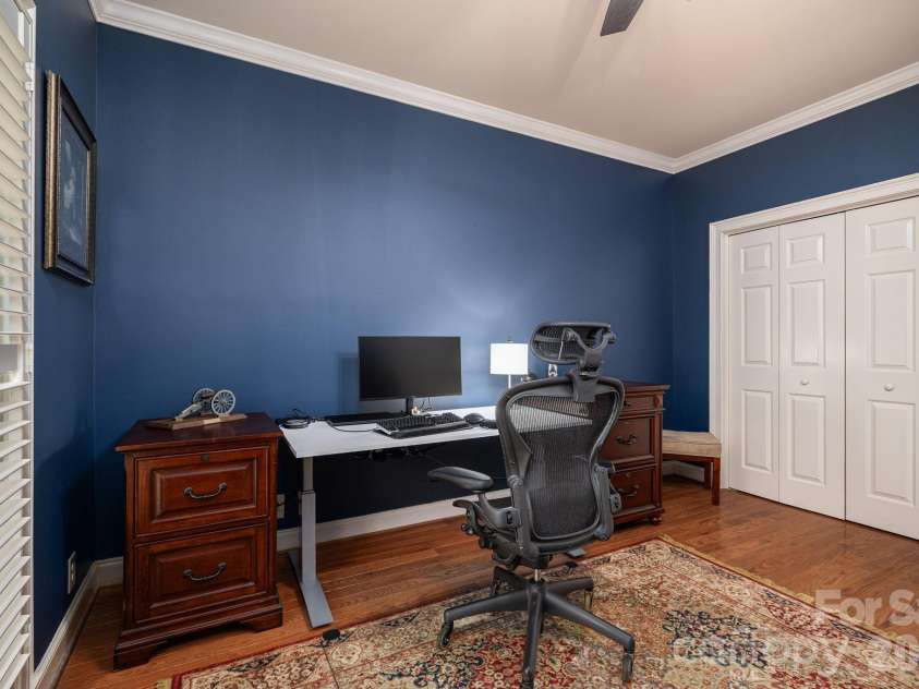 725 Hanna Woods Drive, Cramerton, NC 28032.  MLS# CAR4407997, YatesRealty ID 41355. 