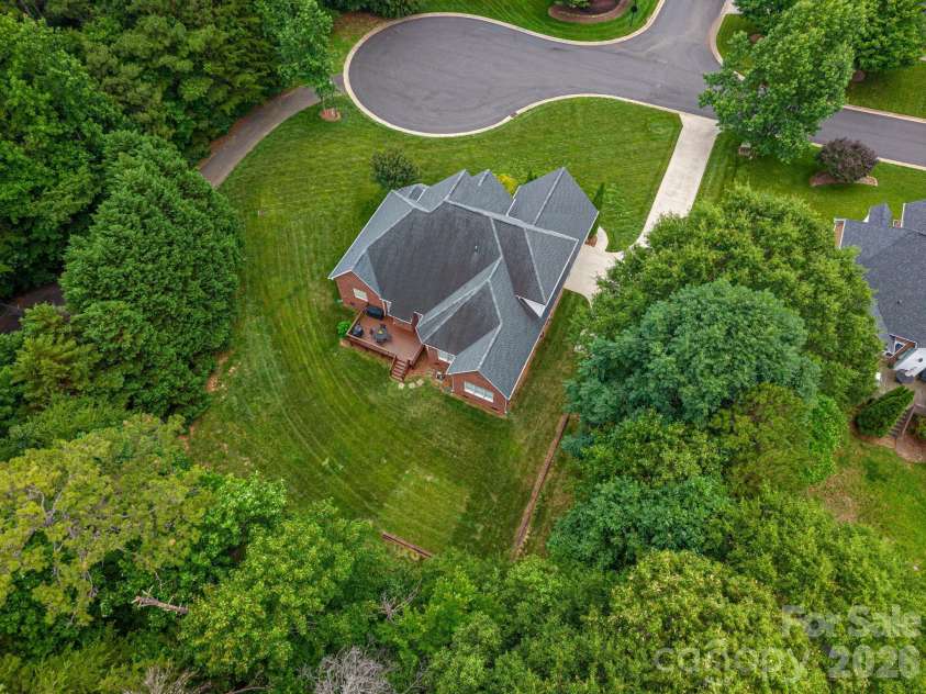 5059 Graystone Estates Drive, Belmont, NC 28012.  MLS# CAR4391332, YatesRealty ID 41358. 