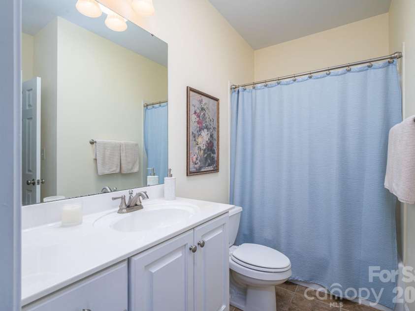5059 Graystone Estates Drive, Belmont, NC 28012.  MLS# CAR4391332, YatesRealty ID 41358. 