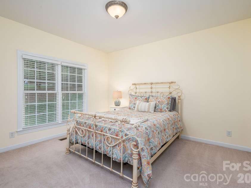 5059 Graystone Estates Drive, Belmont, NC 28012.  MLS# CAR4391332, YatesRealty ID 41358. 