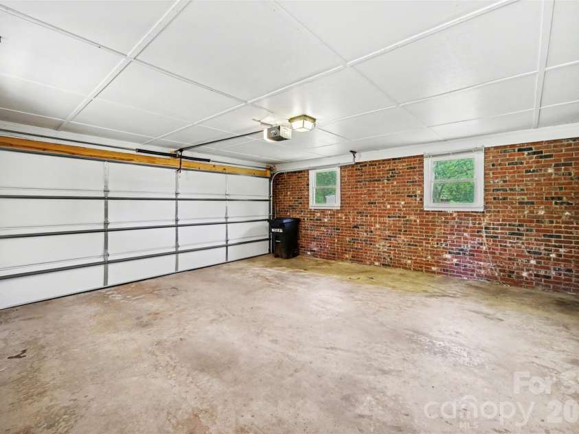 1300 Briarcliff Road, Shelby, NC 28152.  MLS# CAR4375199, YatesRealty ID 41360. Two car Garage