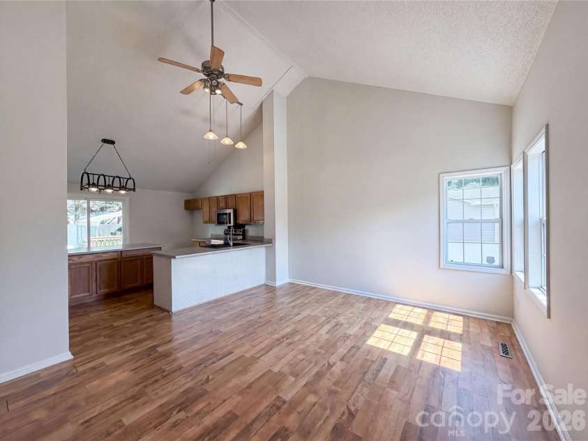 121 Driftwood Drive, Mooresville, NC 28117.  MLS# CAR4410615, YatesRealty ID 41361. 