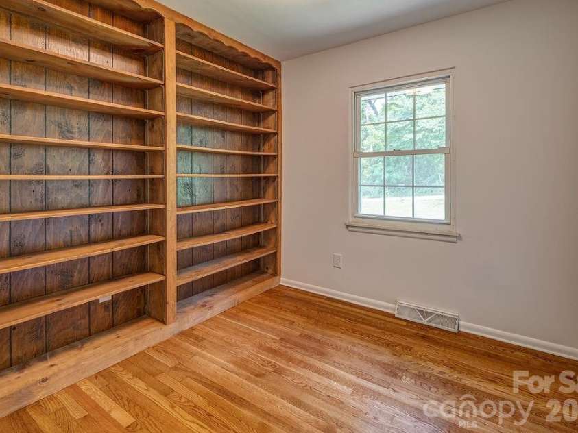 47 Bell Road, Asheville, NC 28805.  MLS# CAR4402411, YatesRealty ID 41364. Bedroom 3