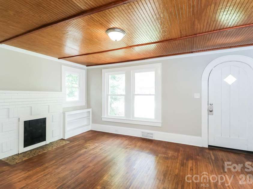 902 Venus Street, Kannapolis, NC 28083.  MLS# CAR4410007, YatesRealty ID 41365. 