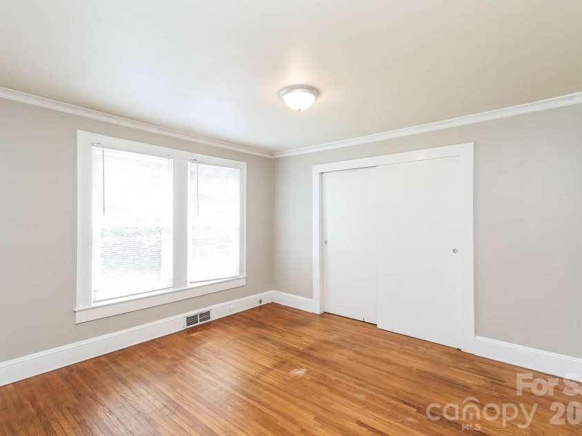 902 Venus Street, Kannapolis, NC 28083.  MLS# CAR4410007, YatesRealty ID 41365. 