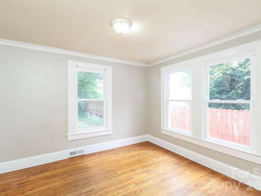 902 Venus Street, Kannapolis, NC 28083.  MLS# CAR4410007, YatesRealty ID 41365. 