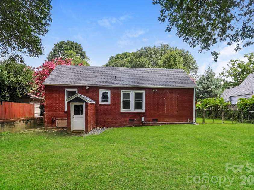 902 Venus Street, Kannapolis, NC 28083.  MLS# CAR4410007, YatesRealty ID 41365. 