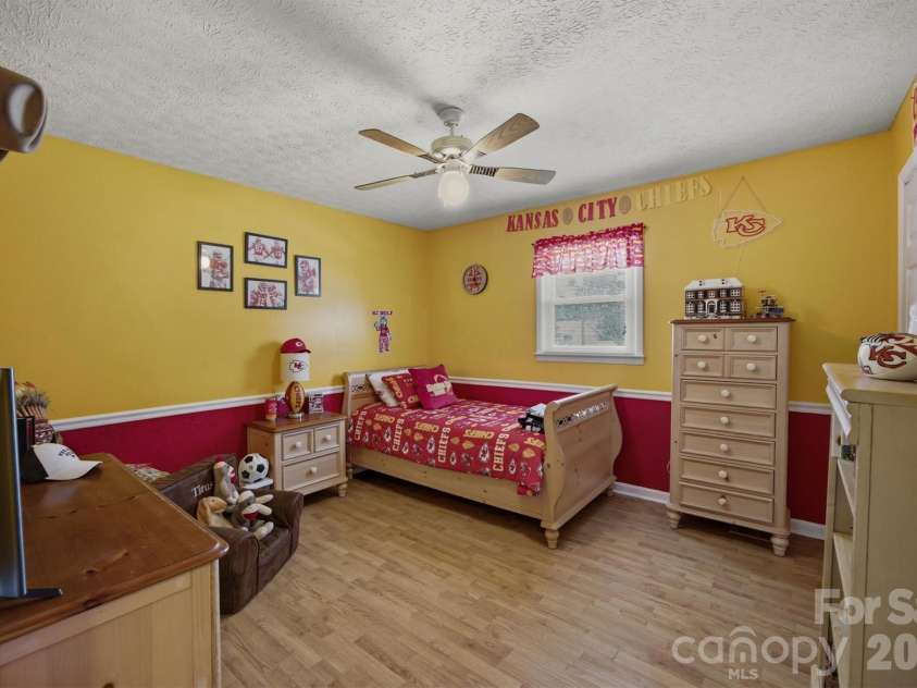 2516 Corolla Hills Drive, Lenoir, NC 28645.  MLS# CAR4404948, YatesRealty ID 41367. 