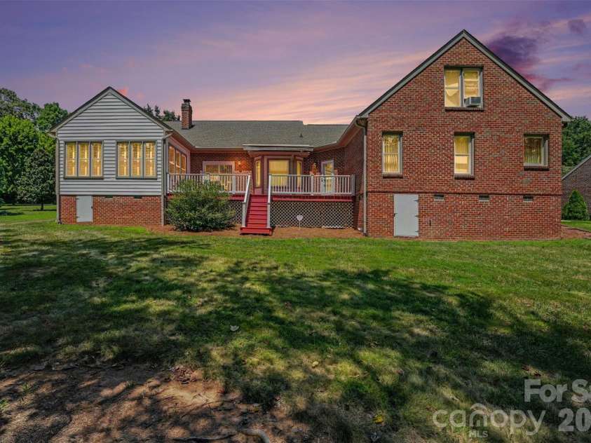 1859 Wetherburn Drive, Kannapolis, NC 28081.  MLS# CAR4403661, YatesRealty ID 41368. 
