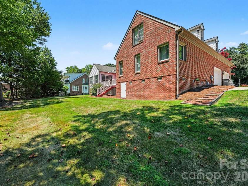 1859 Wetherburn Drive, Kannapolis, NC 28081.  MLS# CAR4403661, YatesRealty ID 41368. 