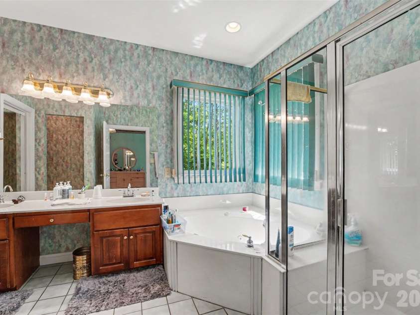 1859 Wetherburn Drive, Kannapolis, NC 28081.  MLS# CAR4403661, YatesRealty ID 41368. 