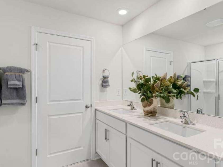 592 Bryson Boulevard, Lexington, NC 27295.  MLS# CAR4345053, YatesRealty ID 4137. *Photos are of model home and are for representational purposes only 