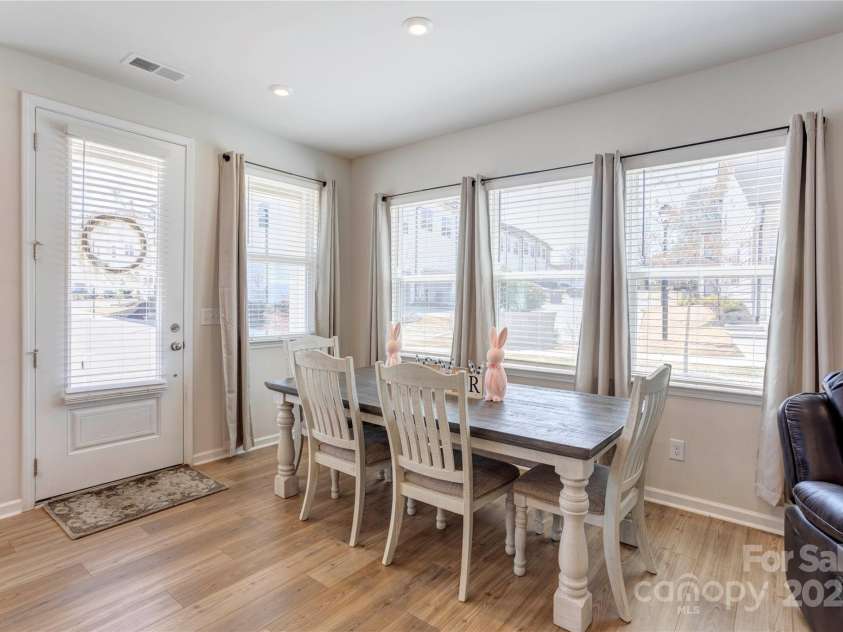 6391 Lopez Court, Kannapolis, NC 28081.  MLS# CAR4239053, YatesRealty ID 4137. Large dining area with lots of light.