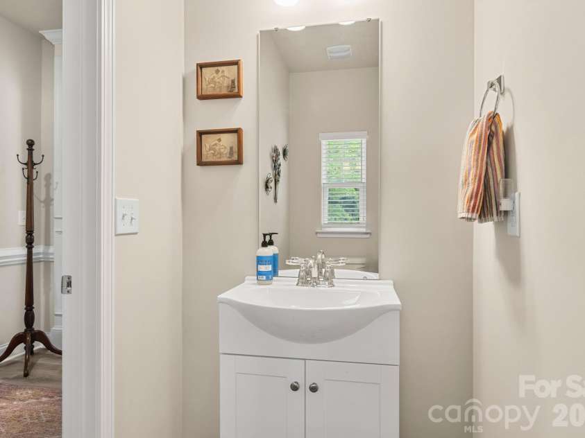 21064 Nannie Potts Lane, Cornelius, NC 28031.  MLS# CAR4398503, YatesRealty ID 41370. 
