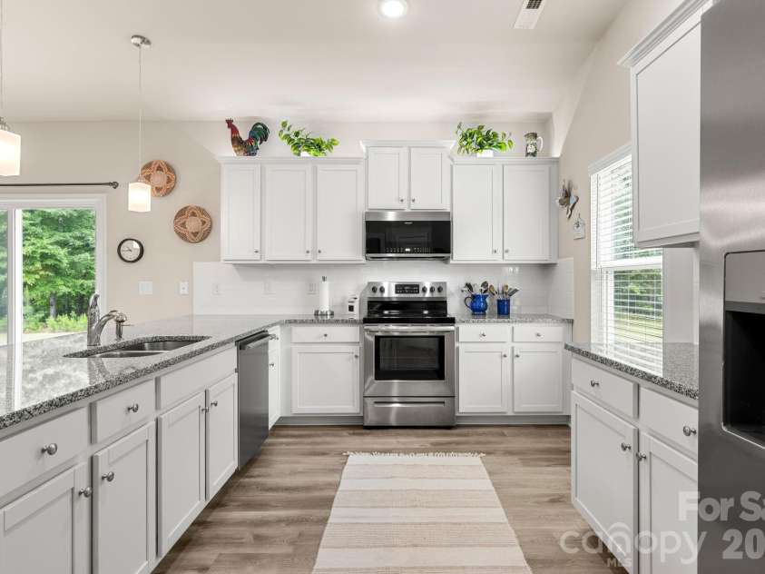 21064 Nannie Potts Lane, Cornelius, NC 28031.  MLS# CAR4398503, YatesRealty ID 41370. 